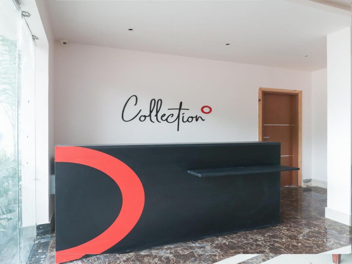 Oyo 79355 Collection O Hotel Adona Meenangadi Esterno foto